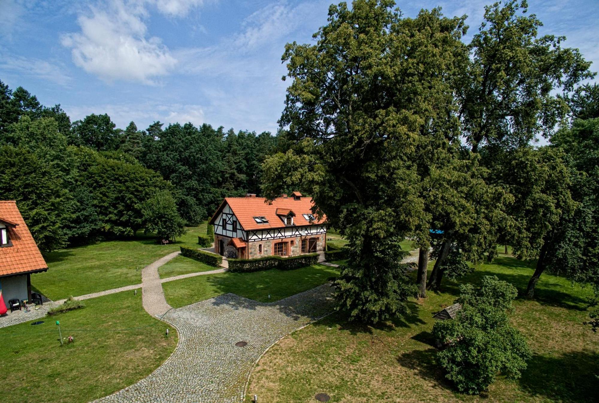 Bed and Breakfast Lesniczowka Nibork Нидзица Экстерьер фото